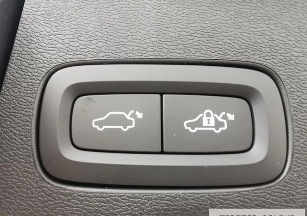 Volvo XC 60 cena 209900 przebieg: 33093, rok produkcji 2023 z Warszawa małe 529